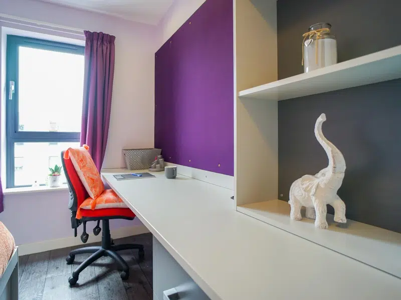 5 Bed Gold Ensuite photo 2