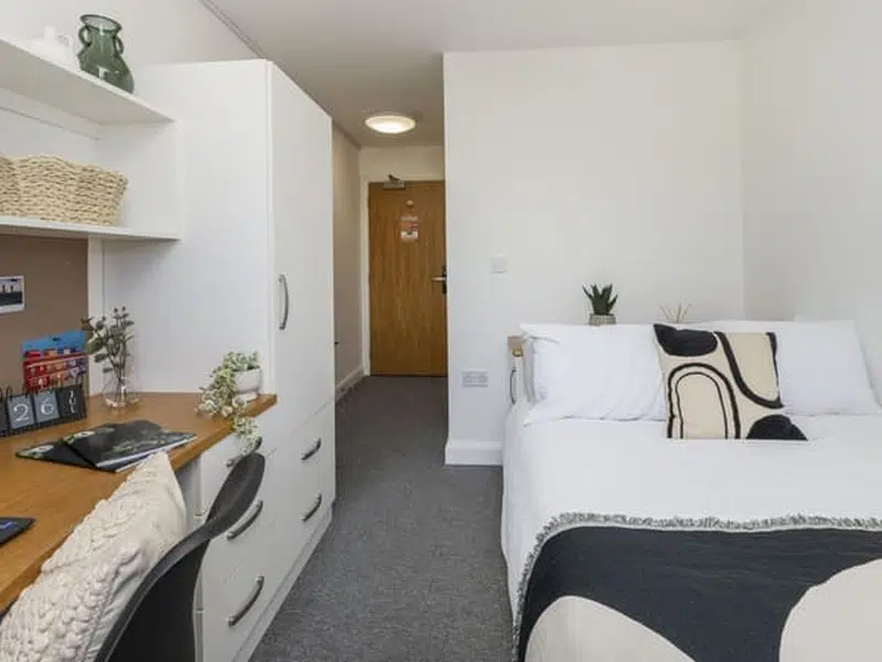 Premium En-suite photo 2