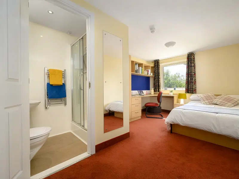 6 Bed Apartment Classic photo 5