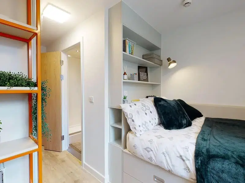 6 Bed Cluster En-suite photo 2