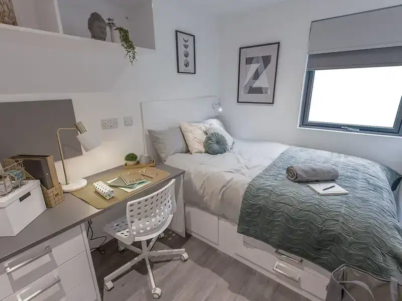7 Bed Cluster En-suite – Premium photo 3