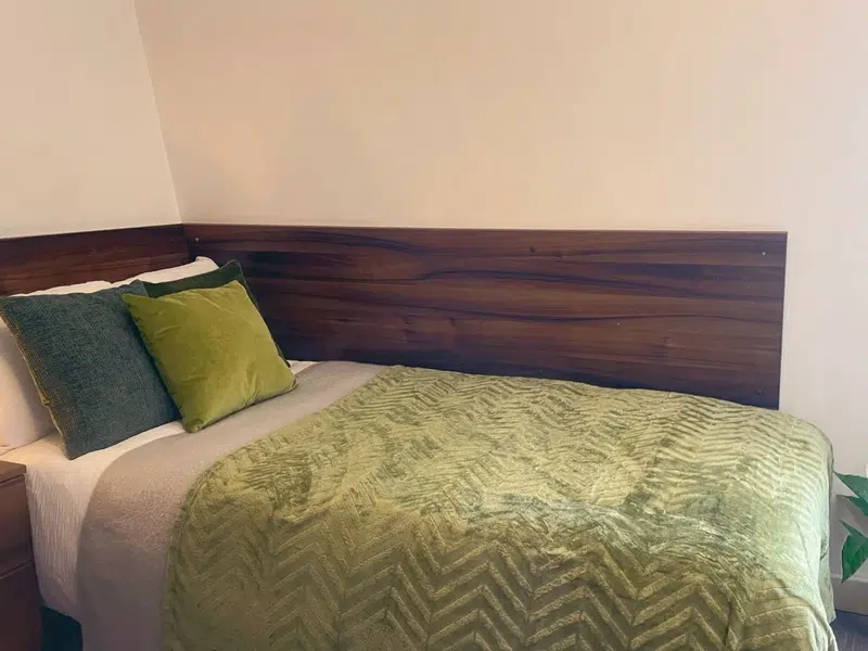 Attic room photo 1
