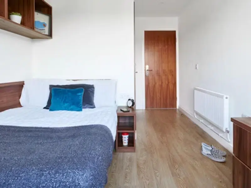 Premium Plus Ensuite photo 3