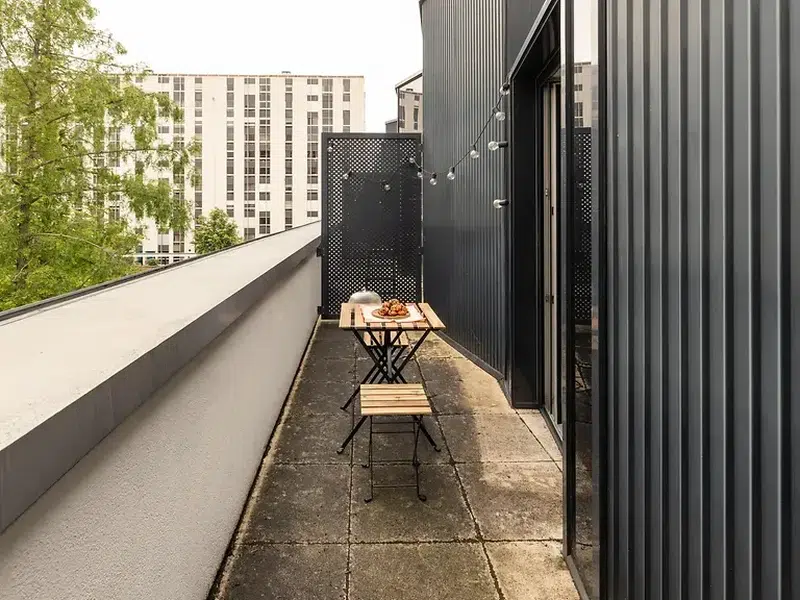 Basic Studio with Balcony photo 4