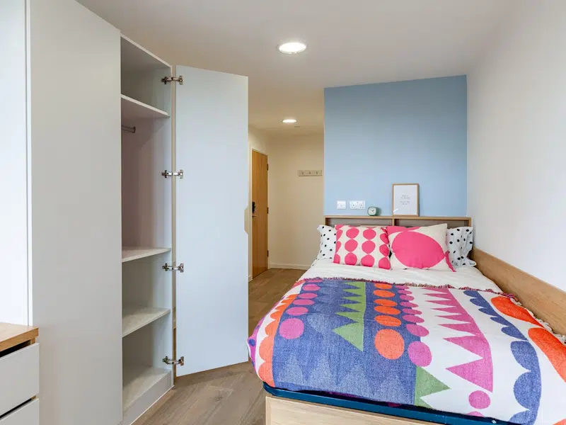 Bronze En Suite photo 1