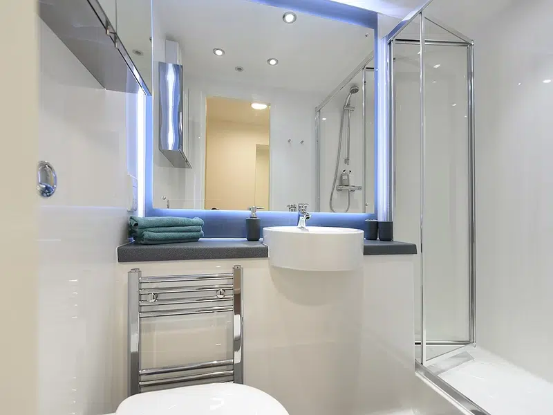 Ensuite Bronze photo 3