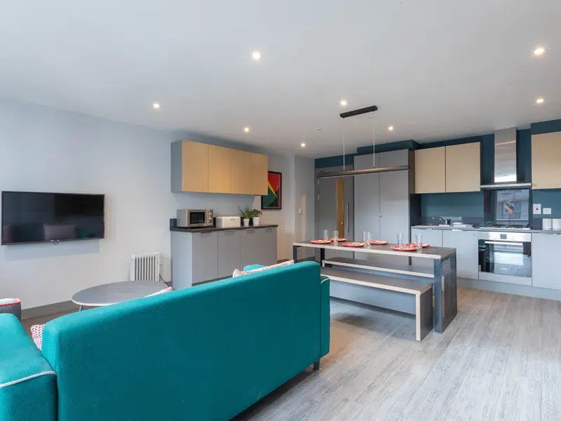 BRONZE EN-SUITE photo 5