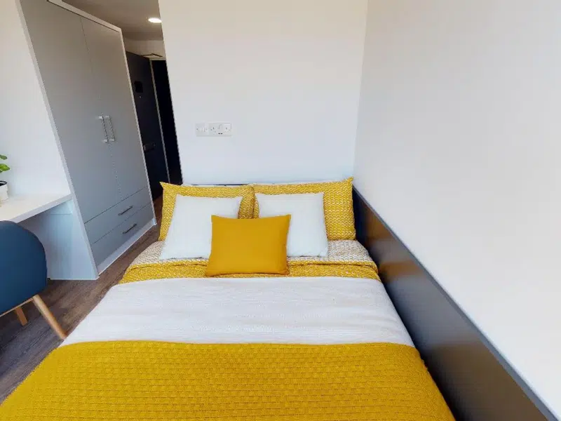 Bronze En Suite photo 1