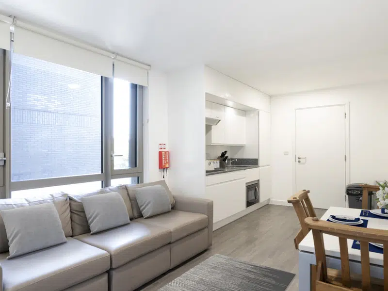 3 Bed Apartment photo 4