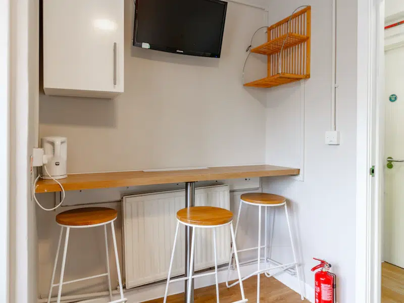 Bronze Non-Ensuite Room photo 3