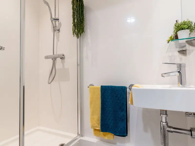 Bronze Plus Ensuite photo 6