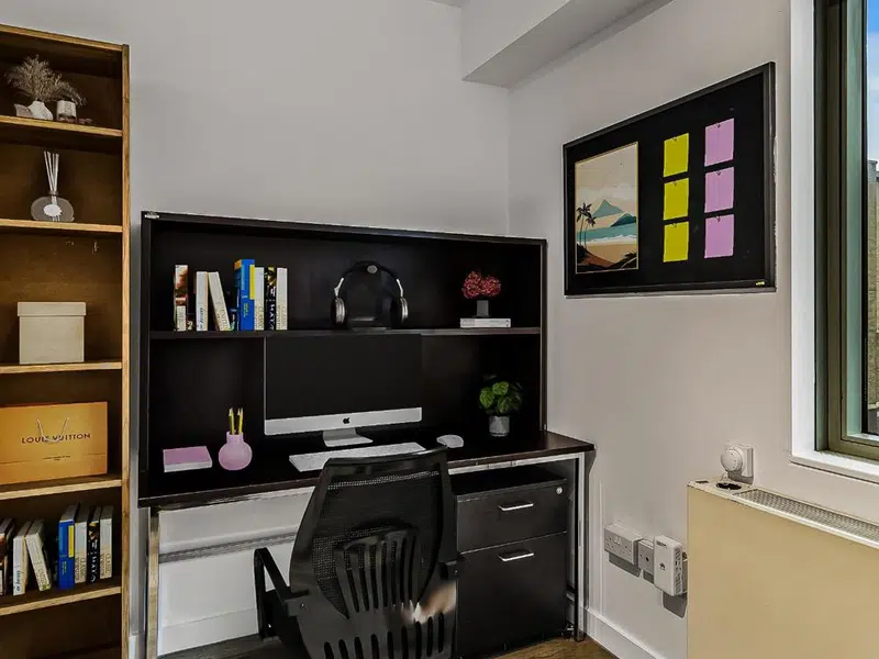 Platinum Studio photo 2