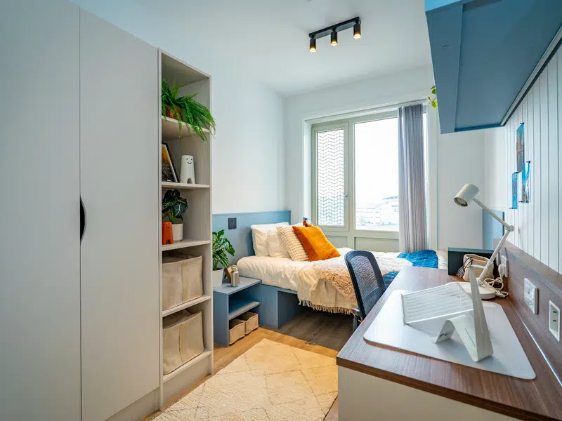 Classic 4 Bed Ensuite photo 3