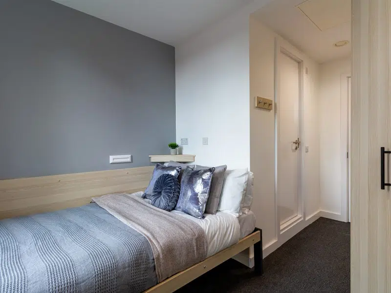 Classic 4 Bed Ensuite photo 1