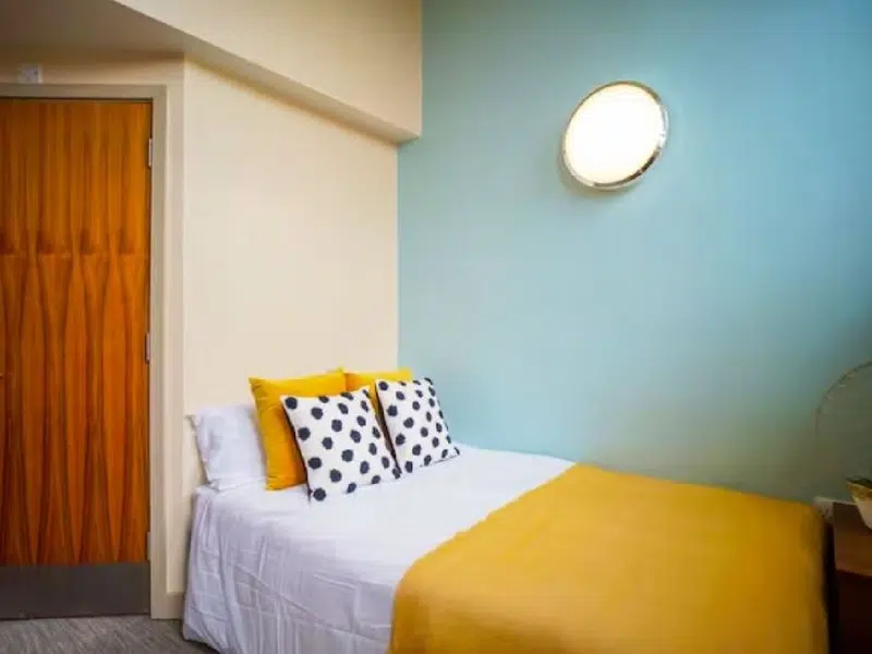 5 Bed Flat photo 1