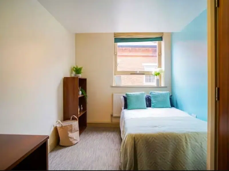 5 Bed Flat photo 2