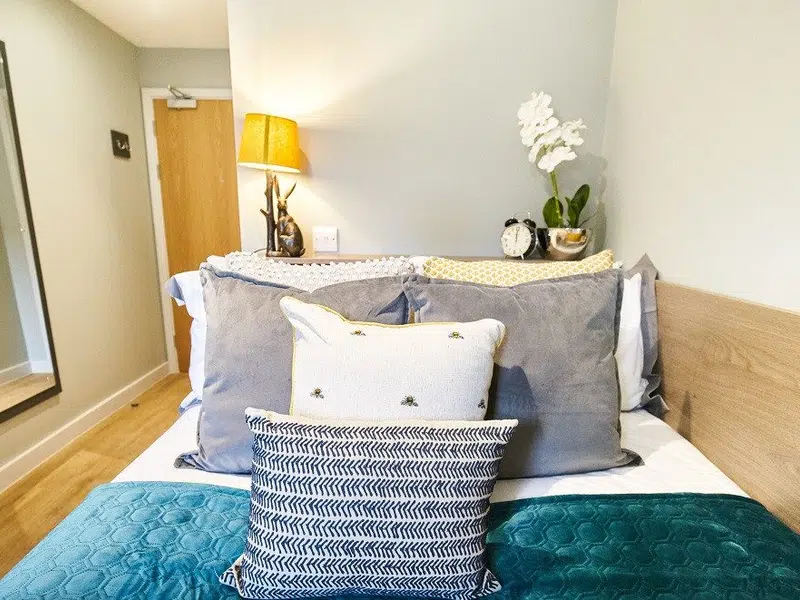 Classic 5 Bed Ensuite photo 1