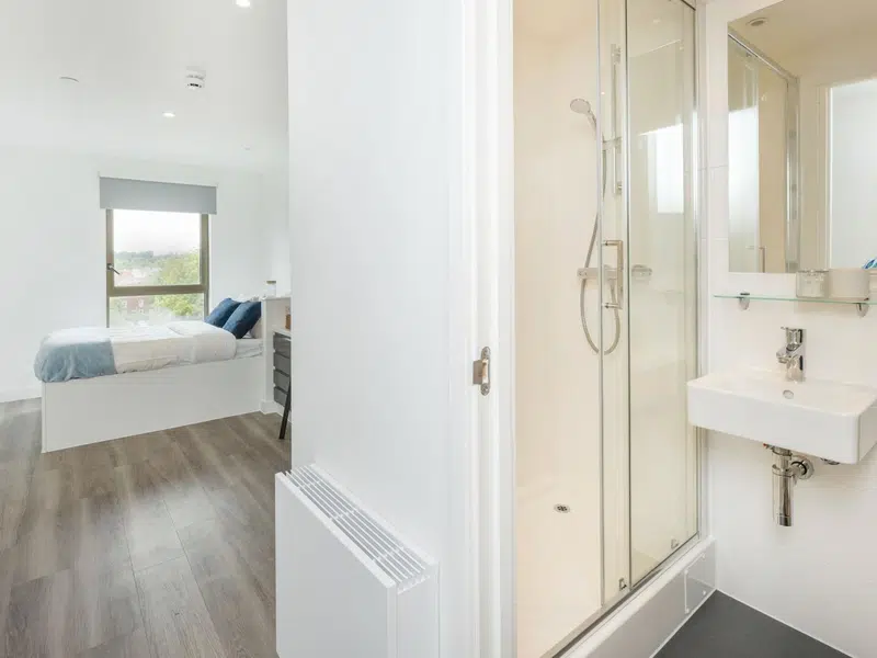 Club En-suite photo 6