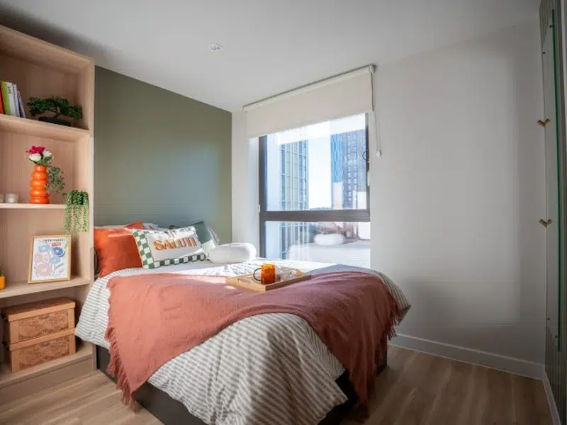 Classic Ensuite - 3 Bed Apartment photo 1