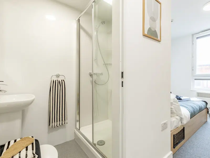 Classic Ensuite photo 5