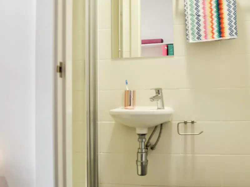 Classic Ensuite photo 3