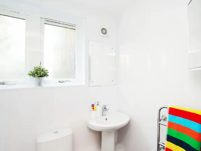 Bronze Non-Ensuite photo 3