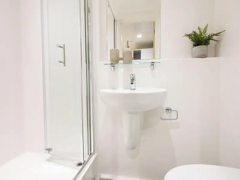Classic Plus Ensuite photo 3