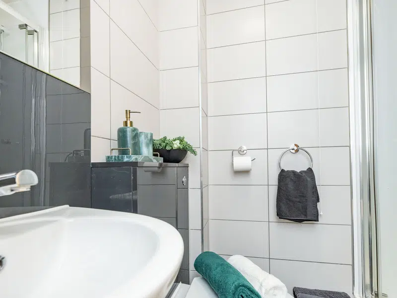 Classic Plus Ensuite photo 5