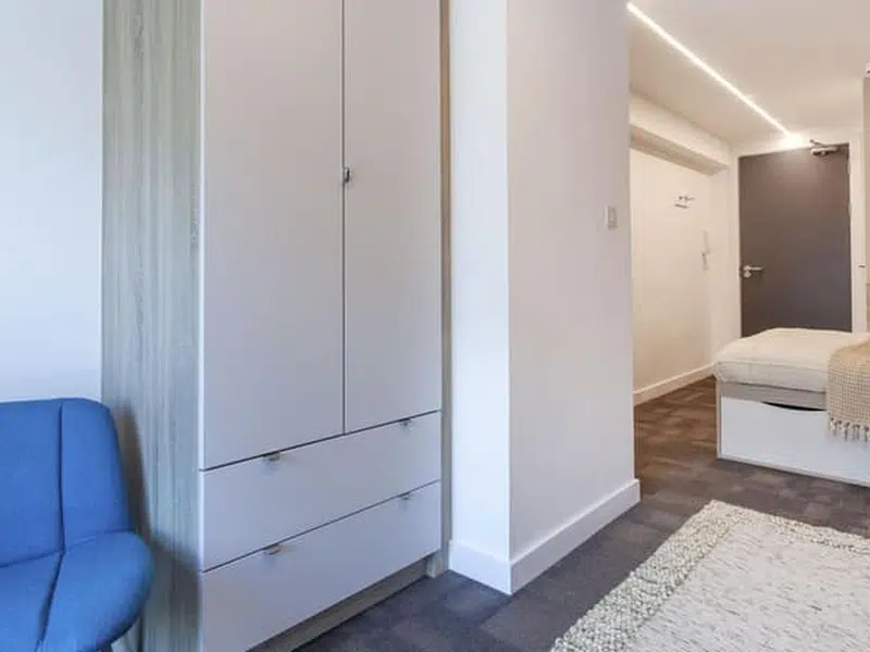 Deluxe Ensuite (3 Bed Flat) photo 3