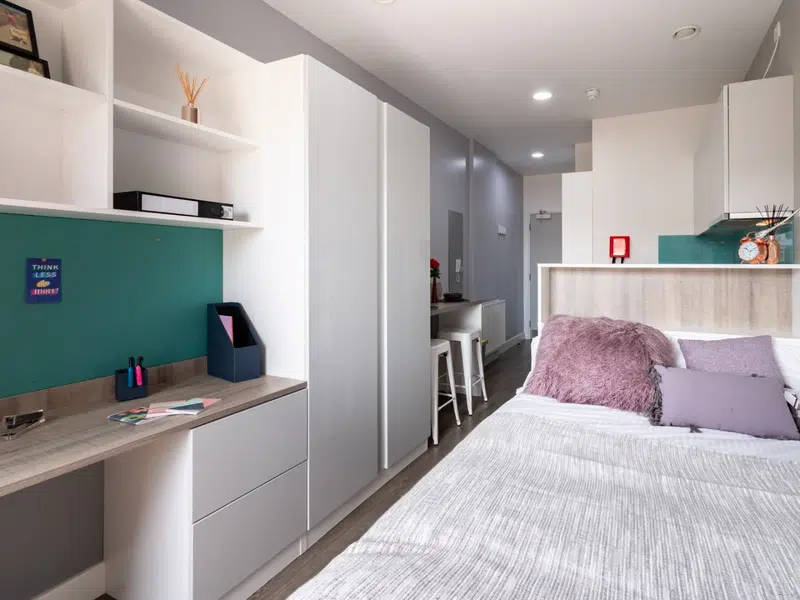 Premium Studio photo 1