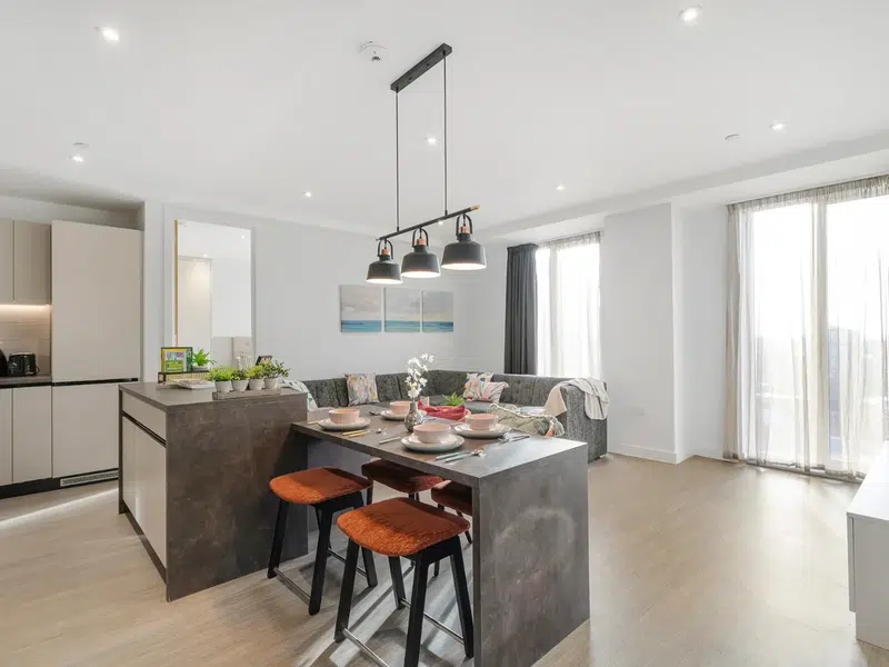 DIAMOND 2 BED APARTMENT photo 3