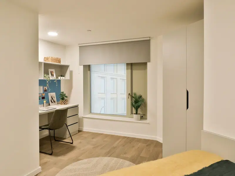 Diamond Ensuite photo 2