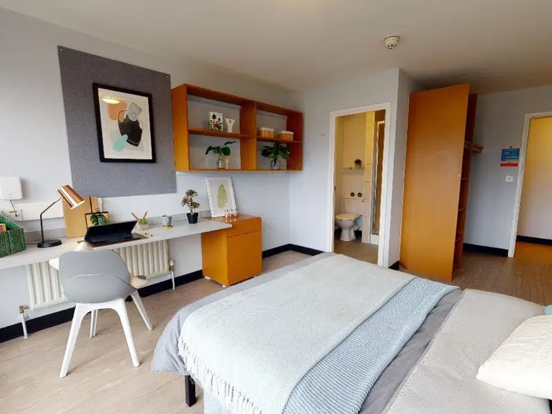 Platinum En Suite photo 1