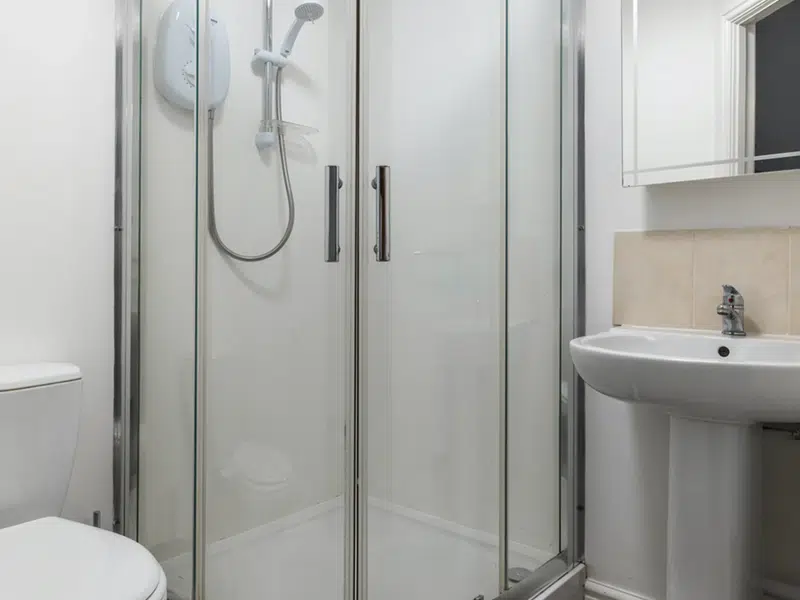 En-Suite 1 photo 4