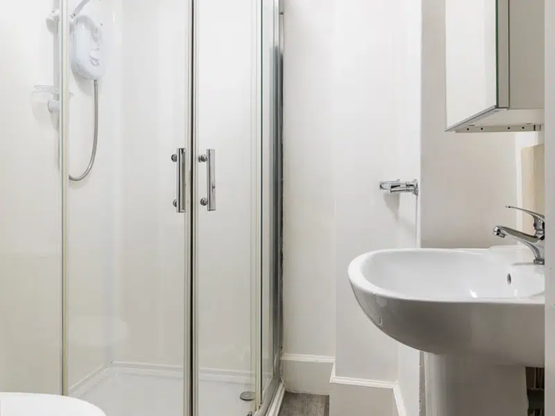 En-Suite 2 photo 3
