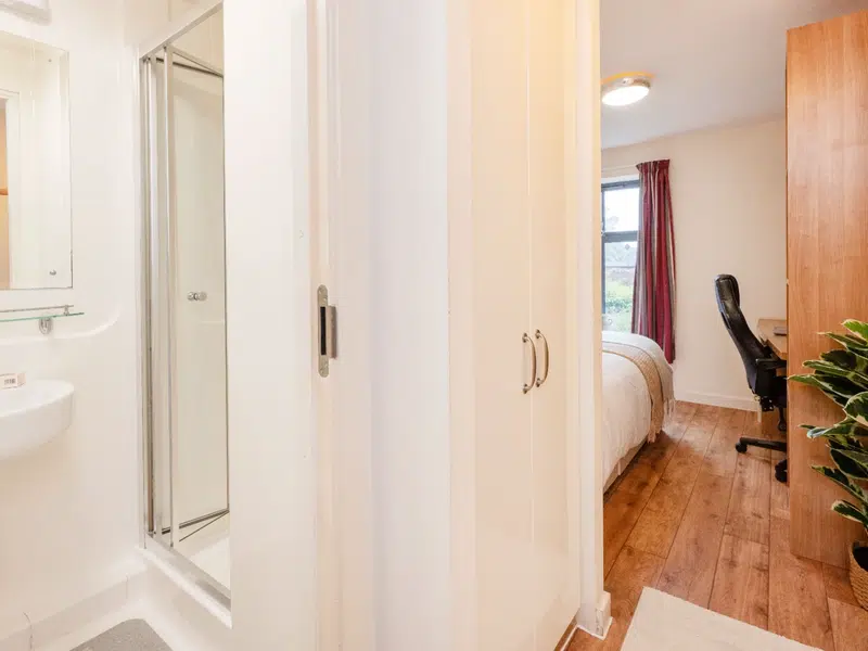 Bronze En Suite photo 2