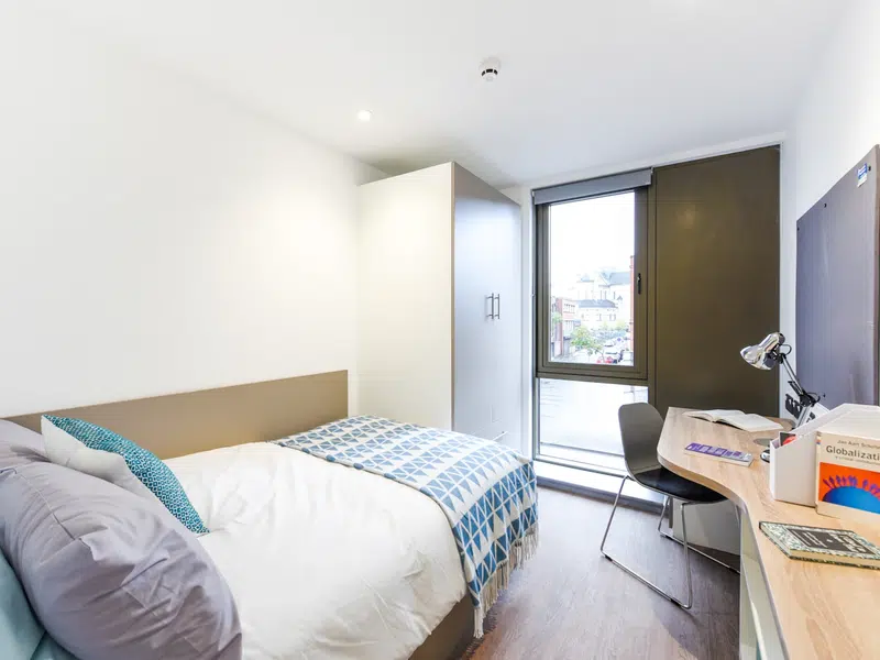 Ensuite Bronze photo 1