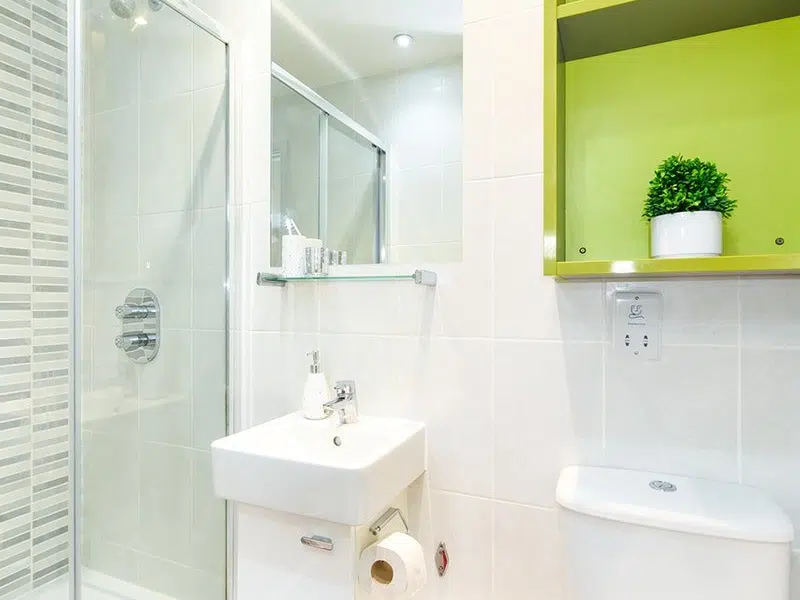 Ensuite Bronze photo 2