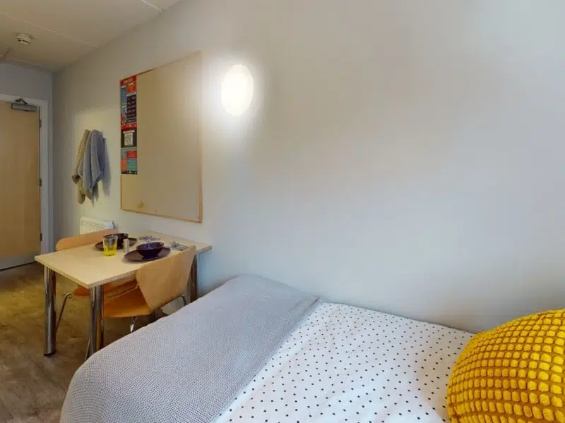 Ensuite Plus photo 1