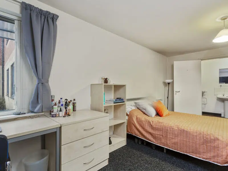 Bronze Standard Non Ensuite photo 1