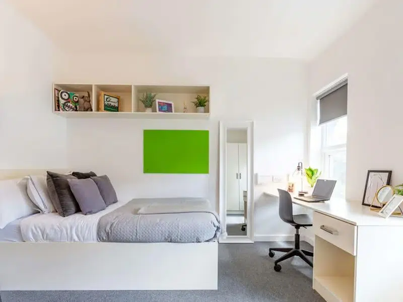 Room in a 3 Bed Apartment photo 1