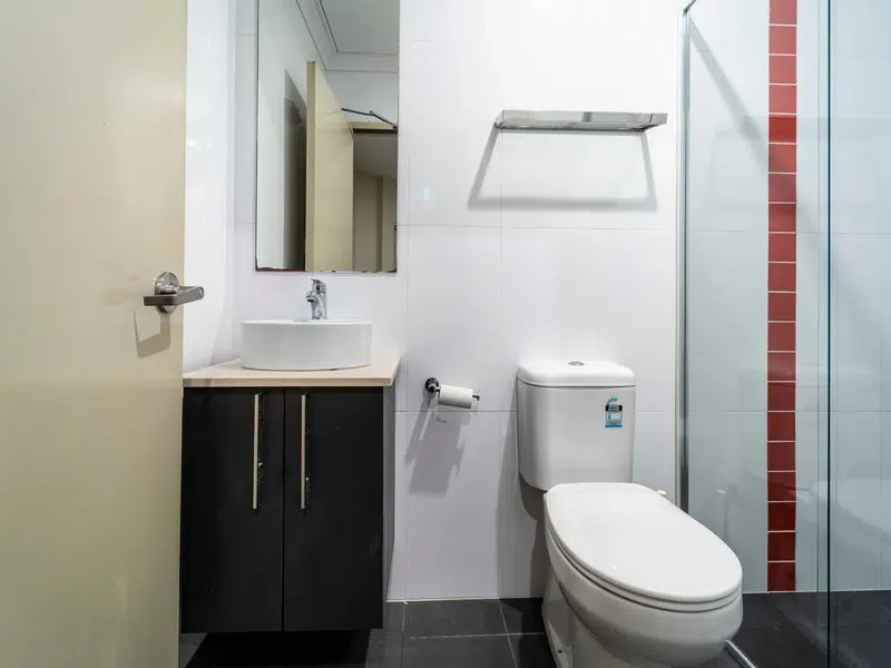 Single Bedroom In Shared Apartment photo 3