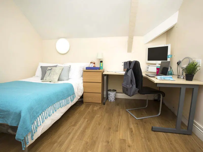 Gold 2 Bed Apartment photo 3
