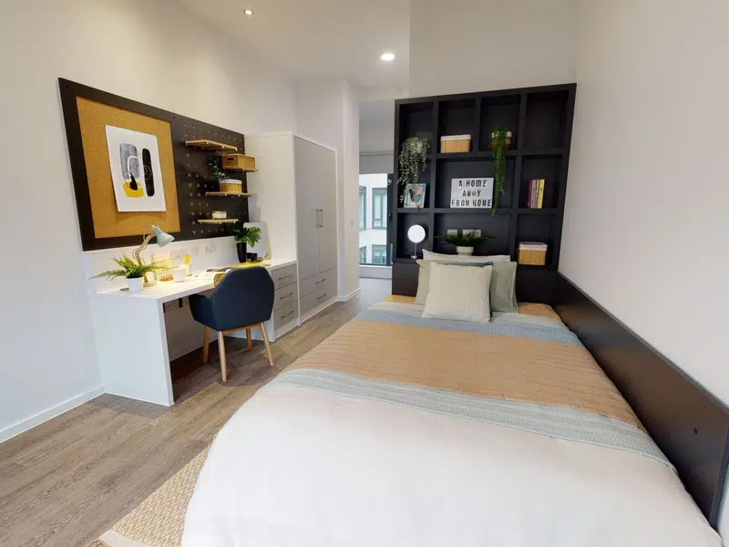 Gold En Suite photo 6