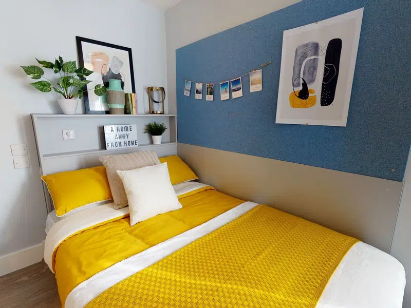 Gold En Suite photo 1