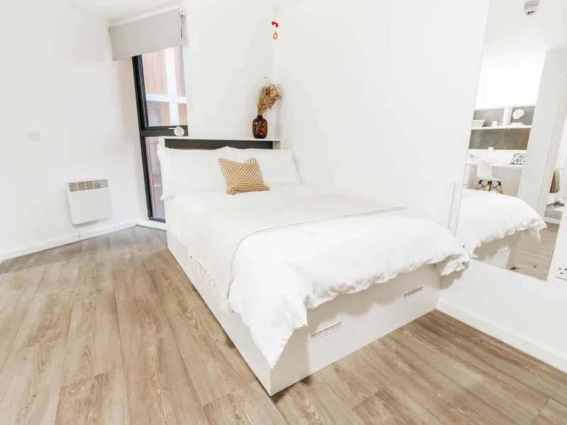 Gold En suite photo 1