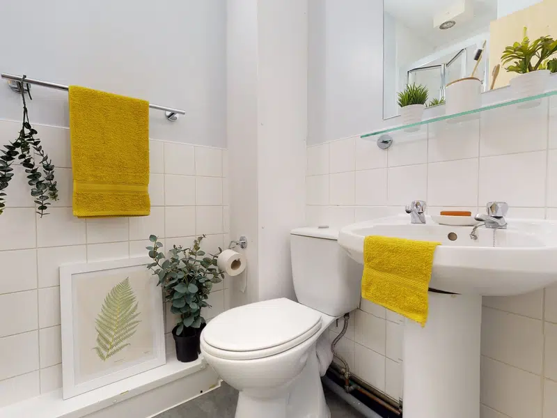 Gold En Suite photo 5