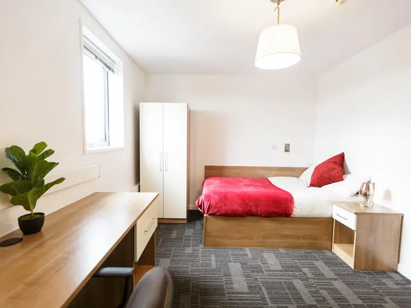 Gold En-suite photo 1