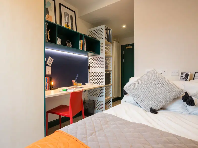 Gold En Suite photo 2