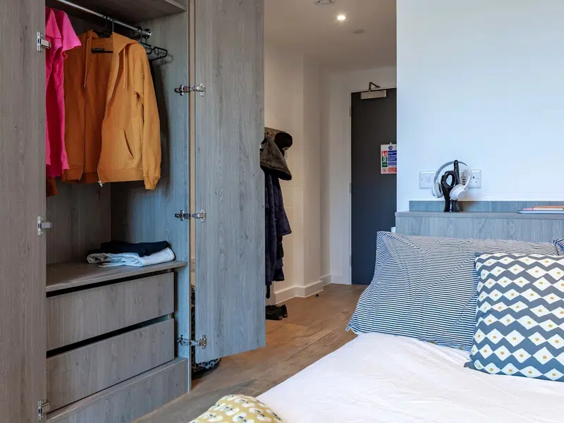 Gold En Suite photo 1